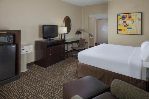 Holiday Inn Resort Galveston - On The Beach image 23