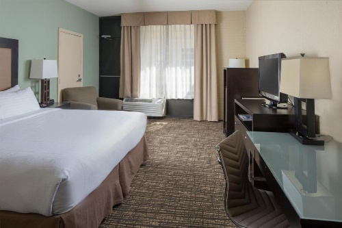 Holiday Inn Resort Galveston - On The Beach image 7